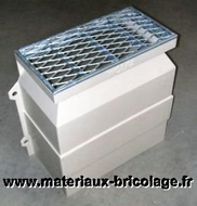 COURETTE  MEA  42x42x25cm +grille 30/10 conforme norme  handicapés 